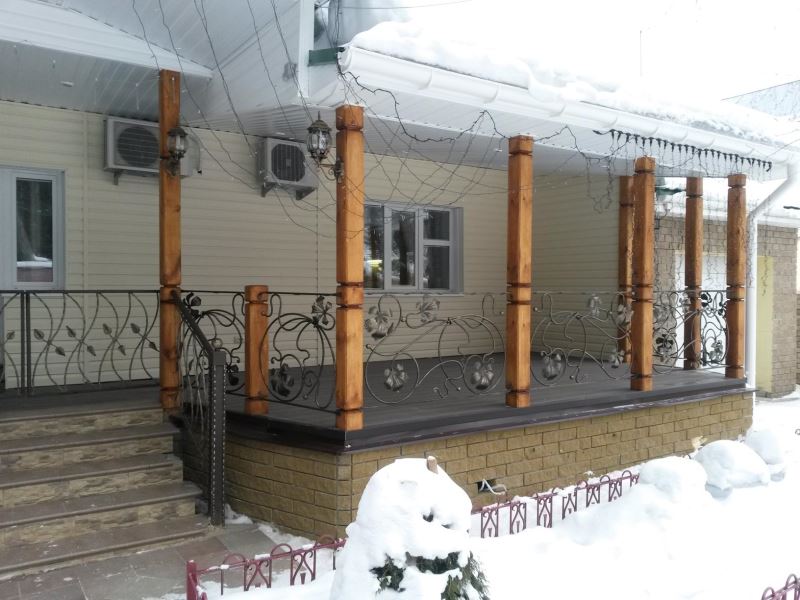 Кованое ограждение для веранды