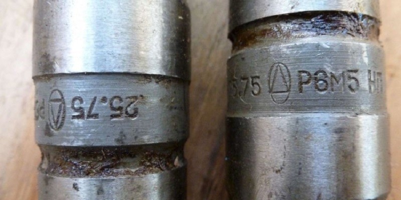 Сталь Р6М5
