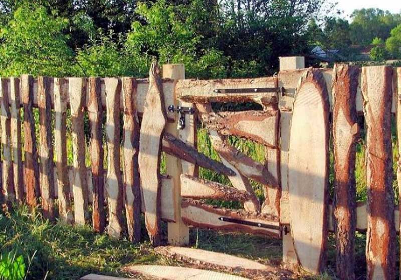 Забор из горбыля Забор из горбыля