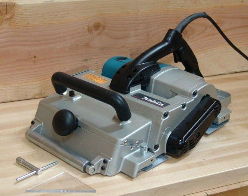 Makita KP312 S