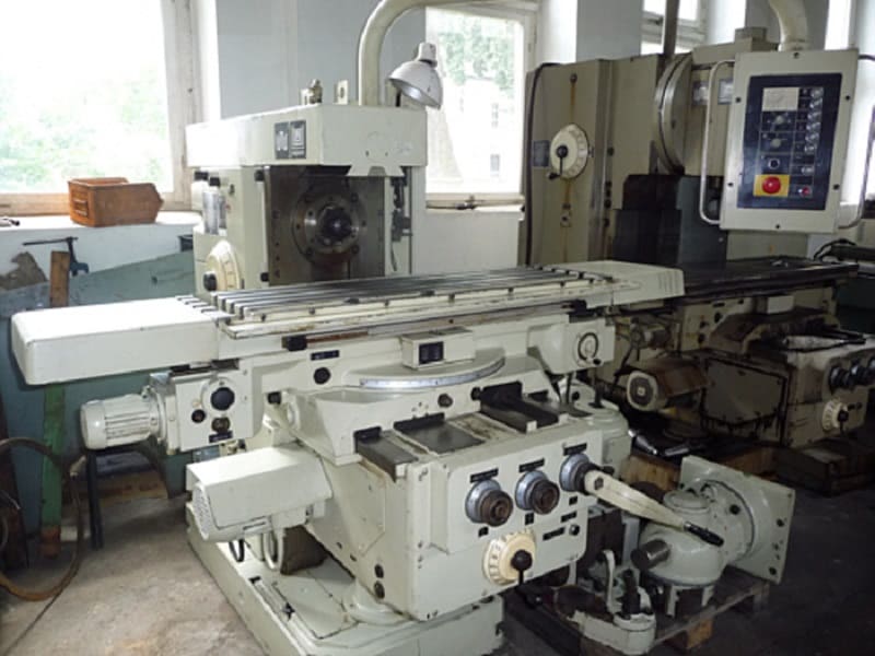 Фрезерный станок XW6032B